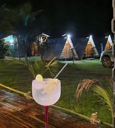 Piratas Cabanas Camping Bar 帕拉蒂-米林 外观 照片
