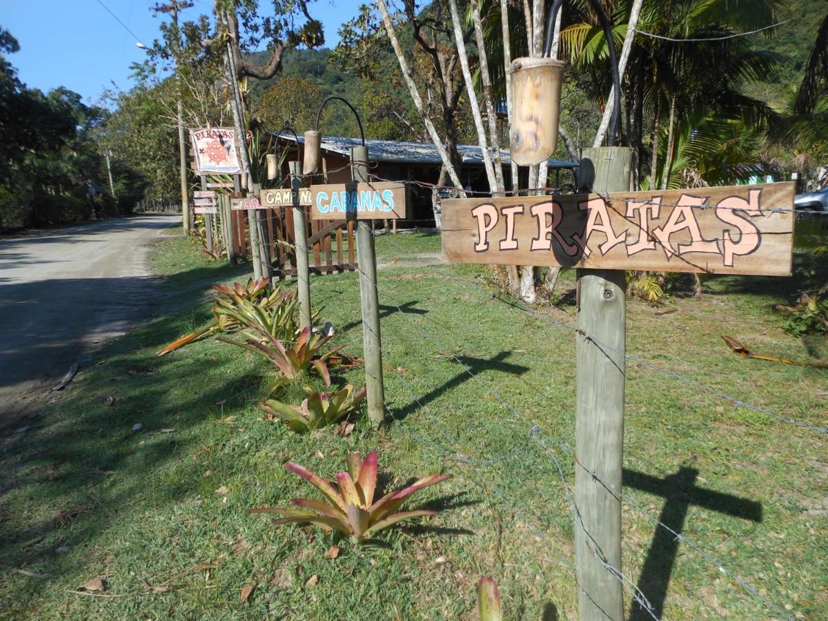 Piratas Cabanas Camping Bar 帕拉蒂-米林 外观 照片